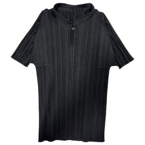 Vintage jaren 90 PLEATS PLEASE Issey Miyake plisse tuniektop met opstaande kraag | Zwart getextureerd geplooid polyester | Maat 3 | Y2k Avant-garde