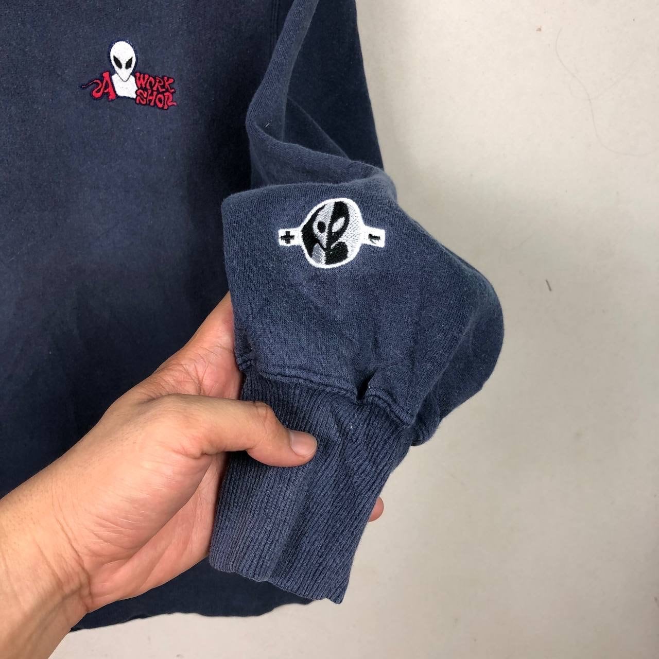 トップス 90s alien workshop sweatshirt fade black 90s alien workshop sweatshirt fade black