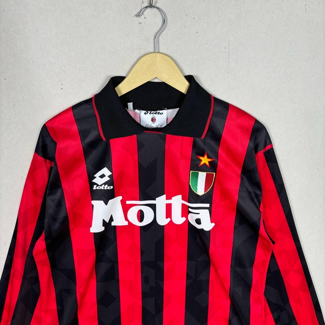 Vintage AC Milan 1993-94 Home Kit Football Jersey: Long Sleeve 