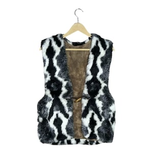Vintage Made in Japan Faux Fur Vest Ikat Geometric Print Toggle Gilet Waistcoat Black White Winter Layering Shaggy Fleece Lined Size M