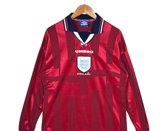 Vintage England Umbro Jersey Langarm M Rot Auswärts 1997 1999 Fußball-Trikot, Retro Drei Löwen Fußball-Kit Pullover, 90er Jahre Blokecore Sportswear