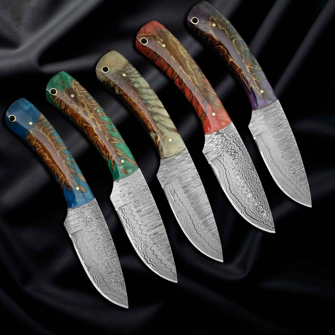 Premium Custom Damascus Steel Skinning Knife with Epoxy Pine Cone Handle main image 1