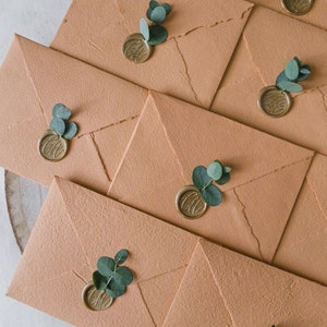 Papel de Envelope Terracota Feito à Mão | C6/A6, B6, C5/A5 | Envelope com Borda Deckle e Lacre de Cera