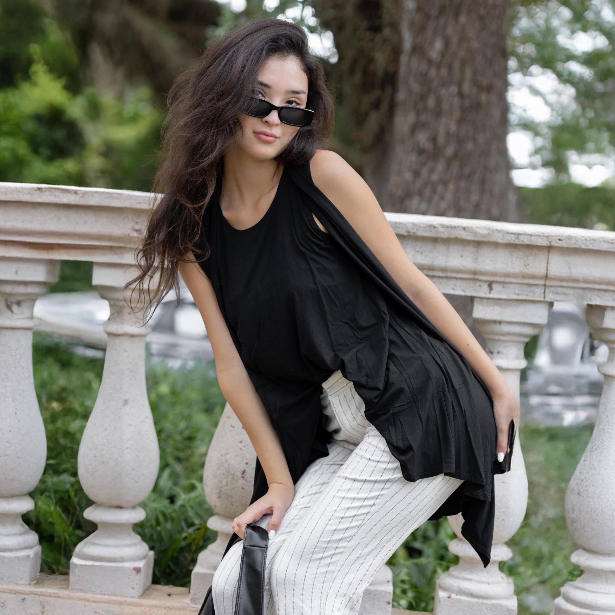 Lightweight Sleeveless Open Front Cardigan