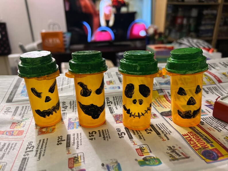 Pill Bottle Pumpkins Set of 4 - Etsy