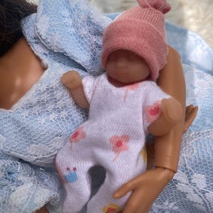 Fits miniature silicone doll - white garden print newborn sleeper pieces