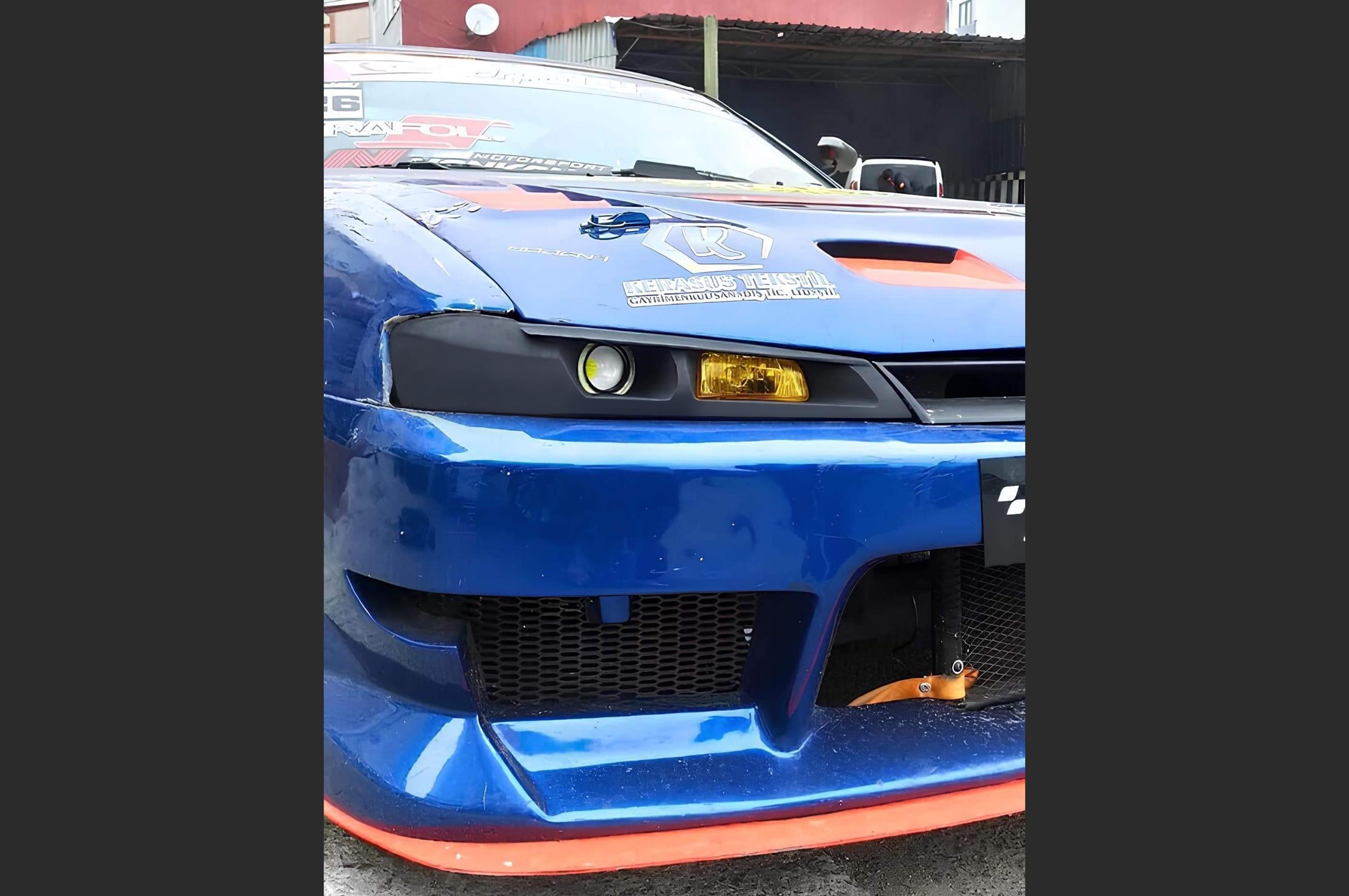 シルビアS14後期型 JDMヘッドライト（イエローフォグランプ付き）（95