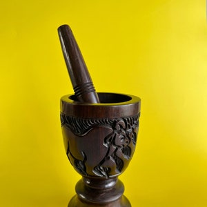 Wildlife Mortar and Pestle – Handmade, African Art, Traditional Woodwork, Wood Bowl, Kitchen Art, Home Décor, Herb Grinder, Utensil