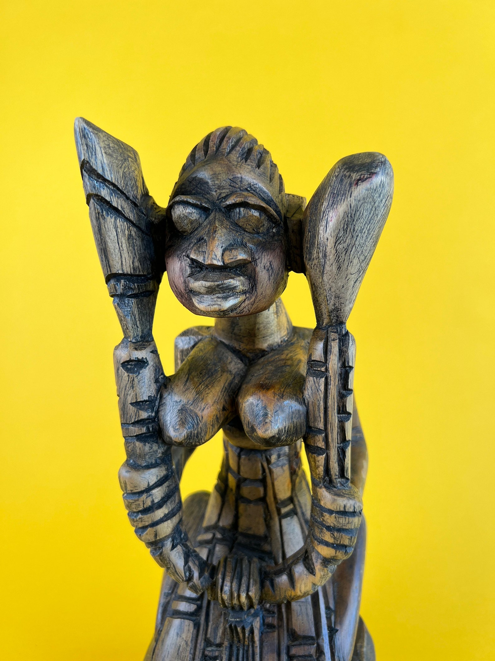 wood-sculpture-of-orisha-oya-african-art-warrior-queen-woodwork-home