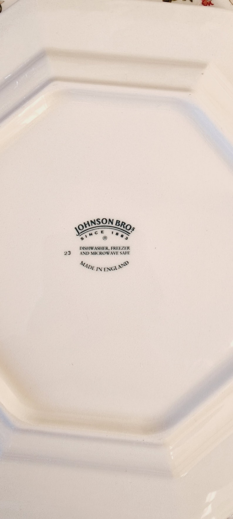 ASSIETTES EN PORCELAINE Anglaise - Style De Minton-LOT De 2 Avec Supports Noirs EUR 25,00