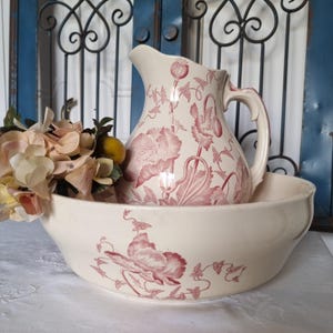 Antique Faience Jug and Bowl Sink Set or French Terre de Fer Longchamps Model "Pavots" (19th century)