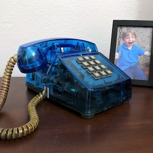 Working Restored Vintage Model 2500 Clear-Blue Touchtone Desk Phone image 1