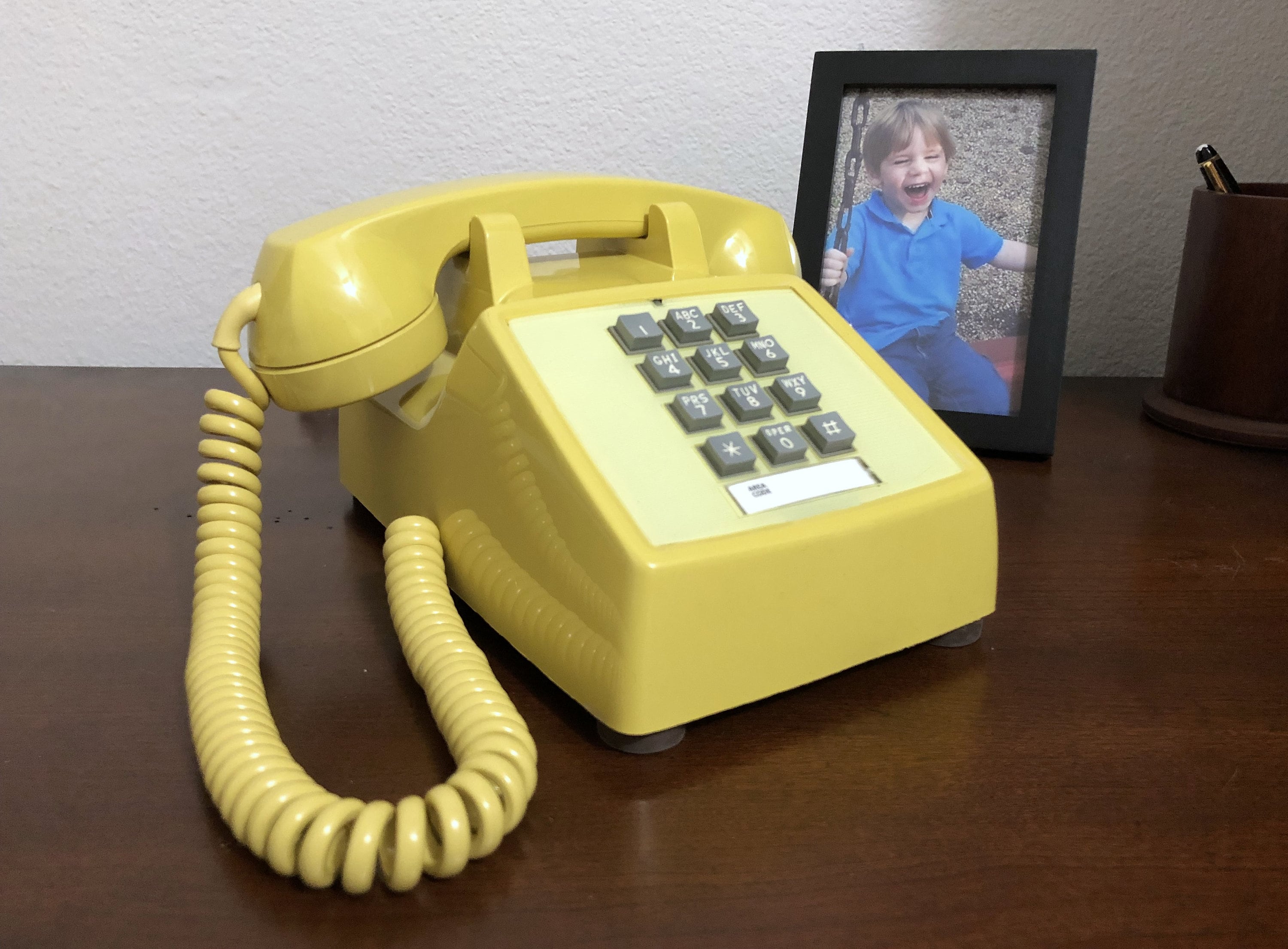 Beautifully Restored Western Electric Model 2500 Yellow Touchtone