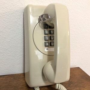 Uncommon Vintage ITT Model 3554 Ivory Touchtone Wall phone