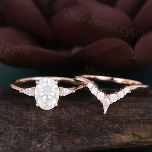 Vintage Oval Moissanite engagement ring set rose gold engagement ring set kite cut diamond ring bridal set promise ring Anniversary gift