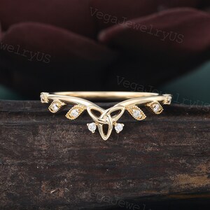 Curved moissanite wedding band Unique yellow gold wedding band Matching Stackable ring Diamond leaf ring Milgrain marriage ring Promise ring