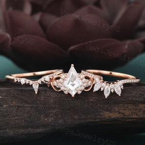 3PCS Kite cut moissanite ring set Vintage rose gold Kite cut curved wedding band Marquise cut moissanite engagement ring set for Women Gift