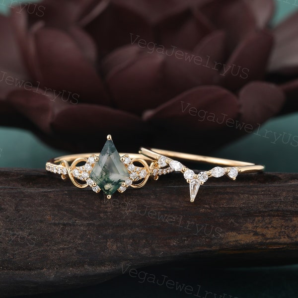 Kite cut Green Moss agate engagement ring set 14/18K Yellow gold diamond ring set Dainty bridal set Twist promise ring for Women Gift