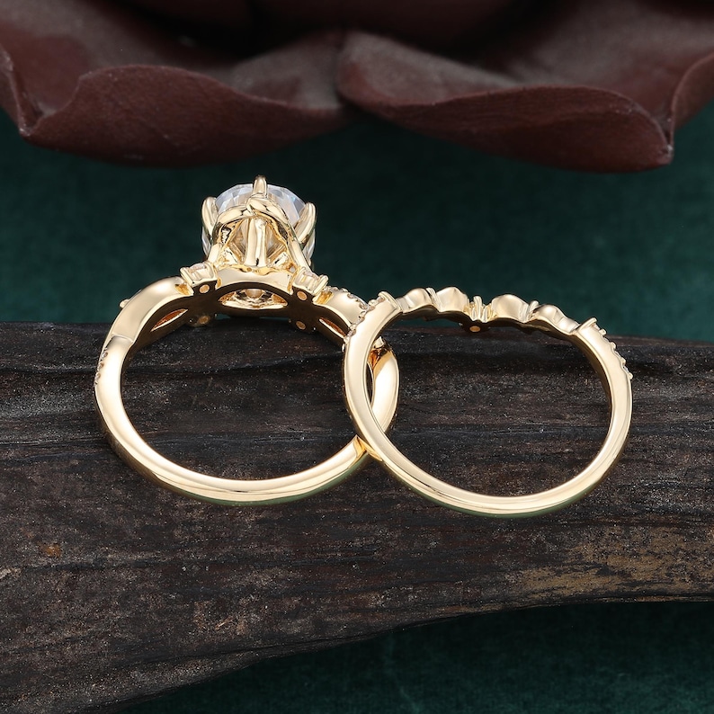 Oval Cut Moissanite Engagement Ring Set Unique Yellow Gold Infinity ...