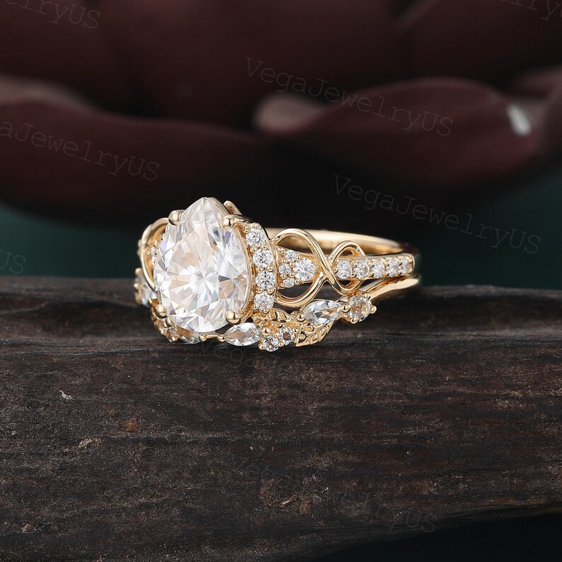 Pear Cut Moissanite Engagement Ring Set Unique Yellow Gold Marquise ...