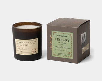 William Shakespeare Candle 184g, with Shakespeare Quote, Library and Literature Themed Candle, Gift Idea, Eucalyptus, Papyrus & Palm Scented