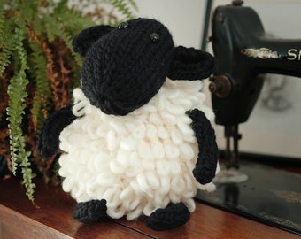 Super Chunky Sheep Knitting Pattern with Video Tutorial, Using Super Chunky Weight Yarn, Toy knitting, Instant Digital PDF Download File
