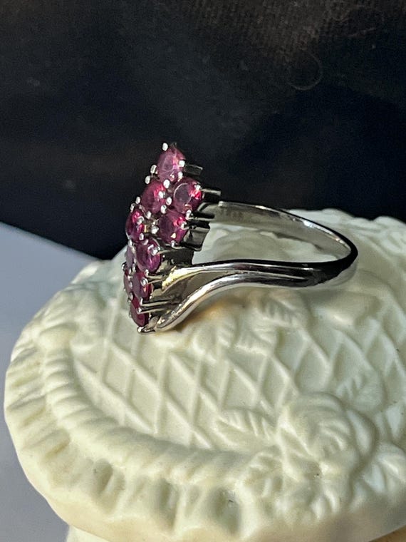 1970s Ruby Ring Cluster Design 316 LS quality to … - image 3