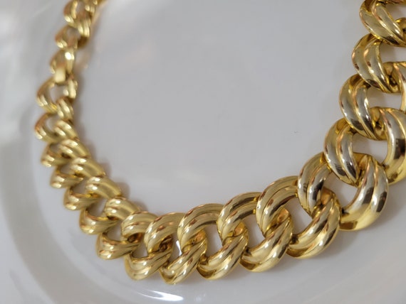 1980s Vintage wide Circle Gold tone Choker 1" wid… - image 5