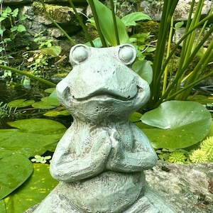Concrete Meditating Frog Statue, 5 3/4 inches tall, 5 inches wide