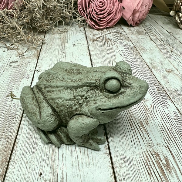 Small Frog, Toad, Little Frog Prince, Frog Statue, Concrete Frog, Cement Frog