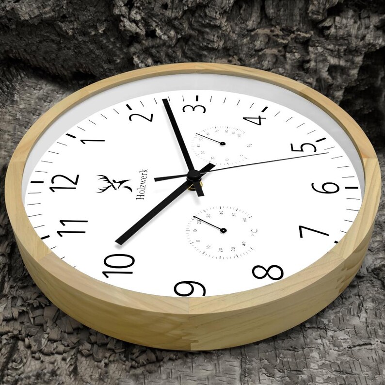Holzwerk MEERSBURG Holz Quarz-Wanduhr mit Ziffern, Hygrometer & Thermometer Wanduhr, 30 cm Holz Designer Wand Uhr sehr lautlos, beige, weiß, links liegend