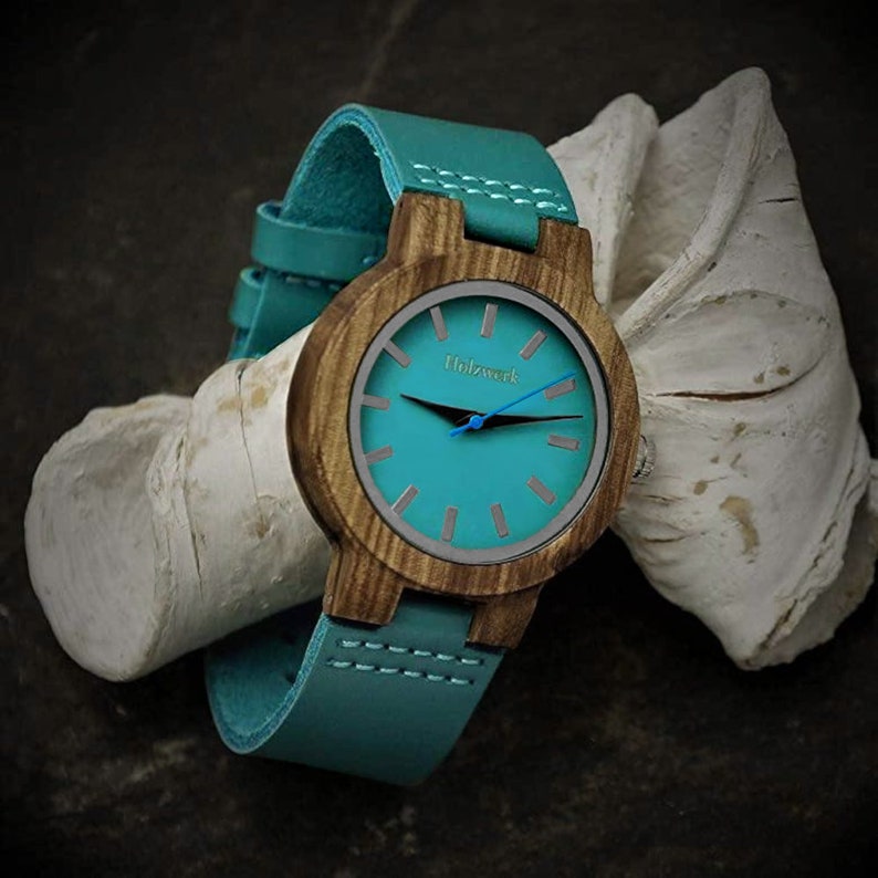 Holzwerk LIL KAHLA kleine Damen Leder & Holz Armband Uhr, moderne Damenuhr, türkis blau, Walnuss braun, schwarz, rechts liegend