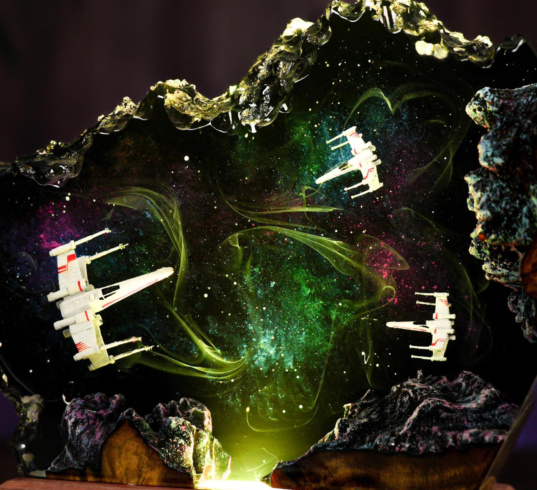 ジオラマ宇宙ランプ：手作りエポキシ樹脂宇宙飛行士ナイトライト