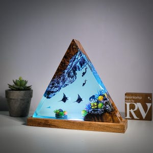 Custom Epoxy Resin Lamp: Manta Rays, Divers, Coral Reef