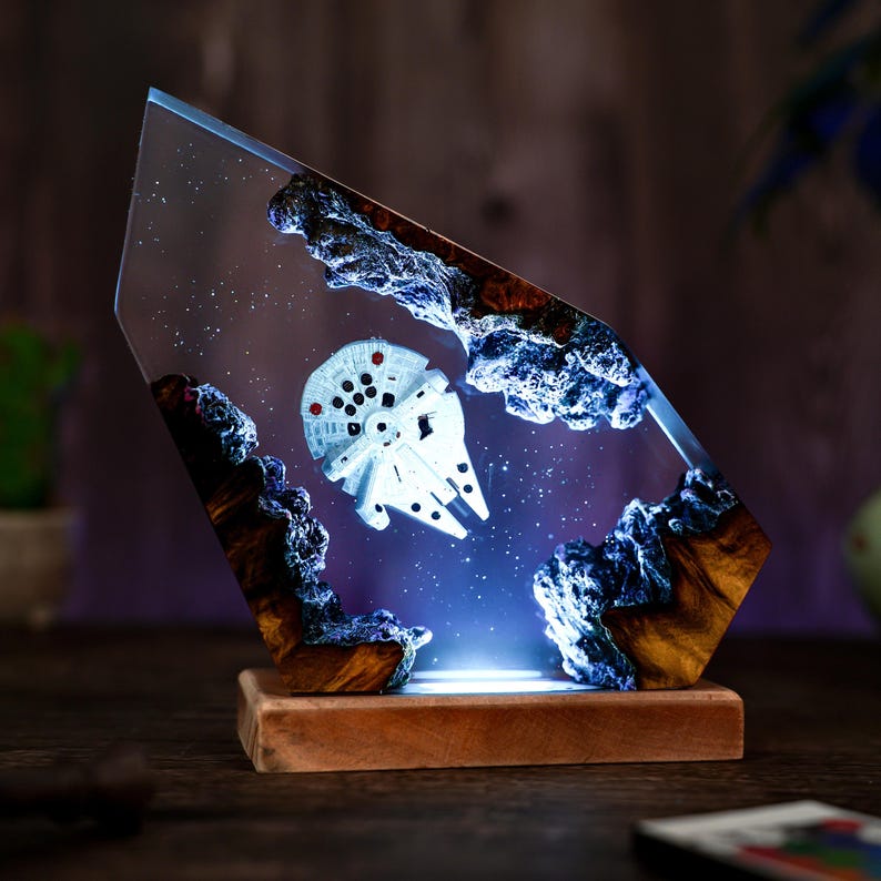 Lámpara de resina Space Galaxy: luz nocturna de madera y epoxi, lámpara nocturna de epoxi para naves espaciales, lámpara interestelar de resina, regalo de Halloween imagen 8