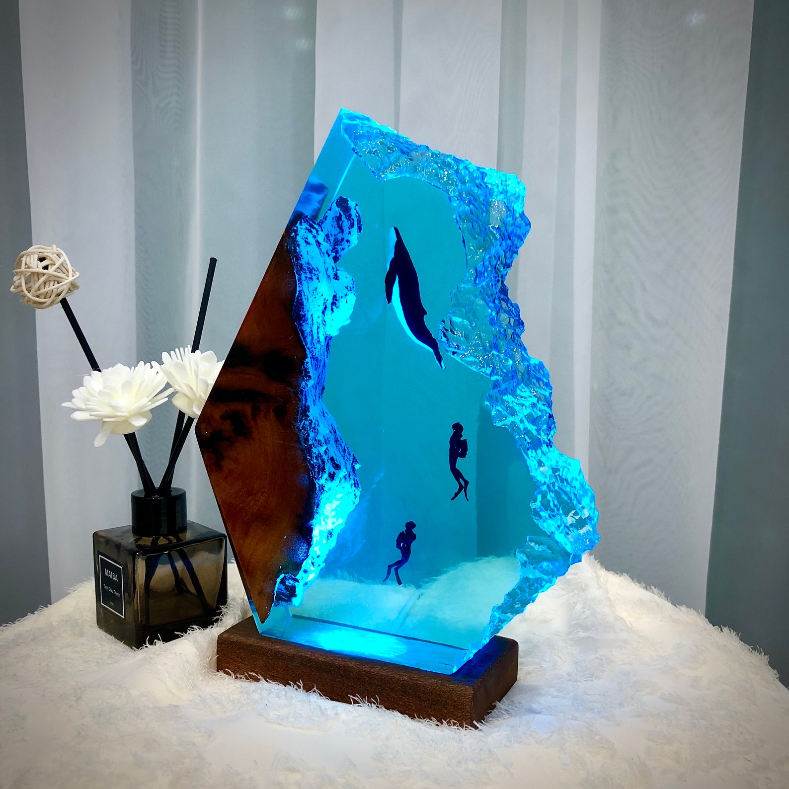 Epoxy Resin Ocean Lamp Humpback and Couple Diver Night Light - Etsy