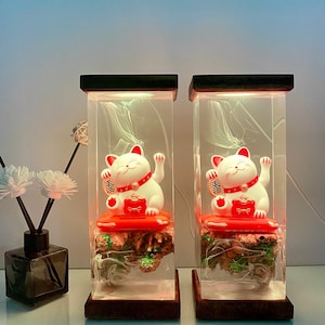 Resin Epoxy Lamp and Lucky Cat wellcome manekineko fortune gift, Unique Gifts for Anniversary and Birthday, Wedding, Christmas Gift for mom
