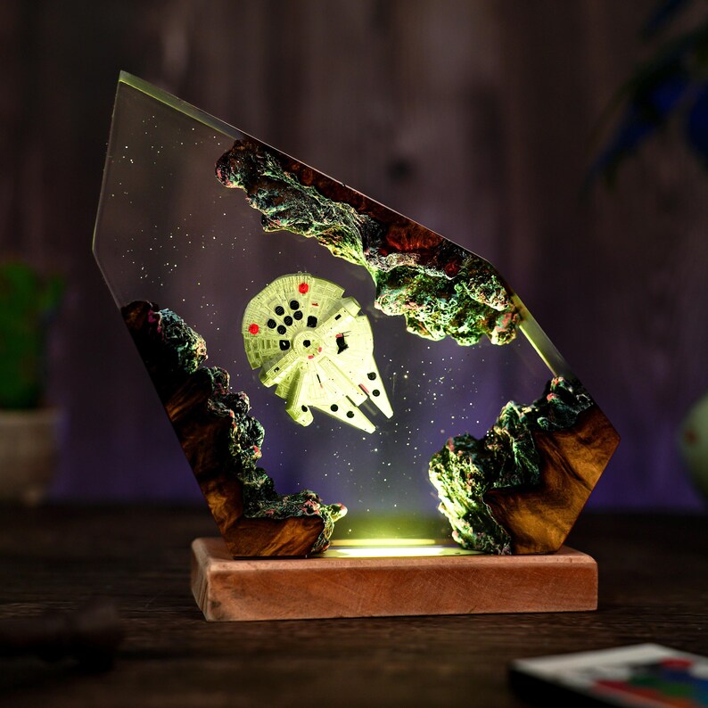 Lámpara de resina Space Galaxy: luz nocturna de madera y epoxi, lámpara nocturna de epoxi para naves espaciales, lámpara interestelar de resina, regalo de Halloween imagen 5