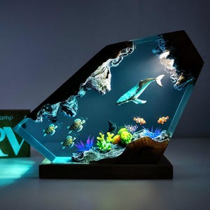 Custom Epoxy Resin Ocean Lamp, Whale, Turtle, Manta Ray Night Light,  resin art, gift for home, Gift for Kid, Unique Christmas