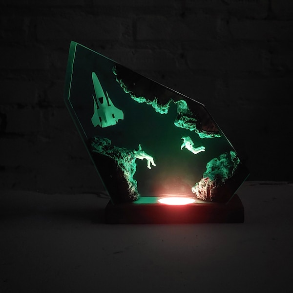 Personalized Astronaut Resin Night Lamp: Starry Sky Spaceship Decor