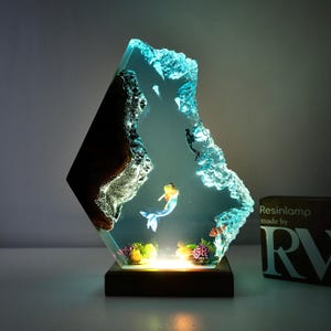 Handmade Mermaid Diorama Night Light: Epoxy Resin Ocean Lamp