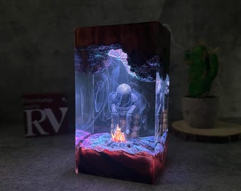 Diorama Dark Souls lamp, Onion knight night light, Siegmeyer of Catarina figure, Video Games Gift, collectible statue, Great Quality