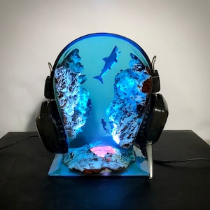 Resin Epoxy- Headphone Stand LED RGB-Night light, Epoxy Lamp-Gift for Gamer-Epoxy Resin Wood Rustic Table Lamp