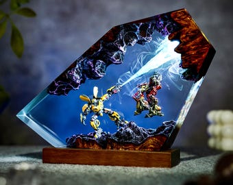 Handmade Robot Bee x OMegatyrant Lamp, Handmade Resin Art, Gift for kids, Robot Figure, table lamp, Xmas Gift