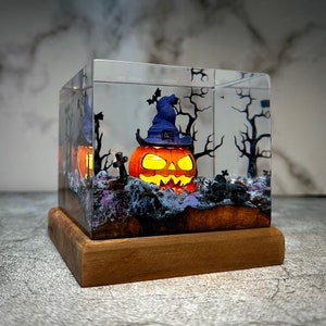 Pumpkin Halloween lights, Handcrafted Resin Wood Night lights,Custom Epoxy Resin Lamp, Resin Night Light, Resin Art Lamp, Halloween Decor