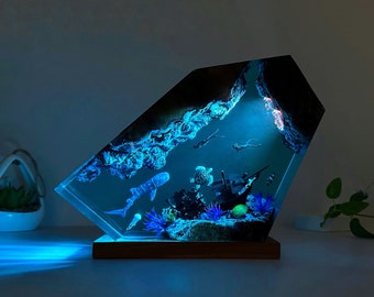Epoxy Resin Ocean Lamp, Whale shark and Couple Diver Night light, Resin Wood lamp, Free Diving, Unique Summer Gift- Home decor