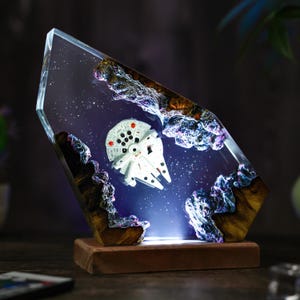 Lámpara de resina Space Galaxy: luz nocturna de madera y epoxi, lámpara nocturna de epoxi para naves espaciales, lámpara interestelar de resina, regalo de Halloween imagen 6
