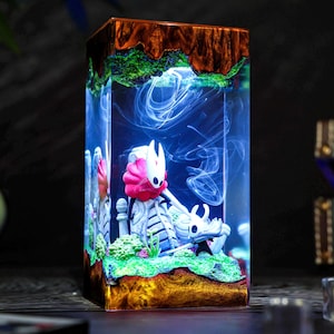 Lámpara de resina de Caballero de la Hoja de las Sombras hecha a mano, decoración de juegos de Greenpath, regalo de jugador hecho a mano, regalo para él, lámpara de decoración de Halloween, lámpara de regalo de Navidad