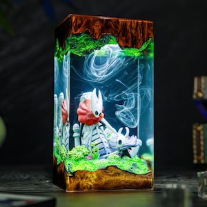 Handgefertigte Ritter und hor.net Lampe, Greenpath Gaming Decor, Handgemachte Gamer Geschenk, Geschenk für Ihn, Halloween Dekor Lampe, Weihnachten Lampe Geschenk