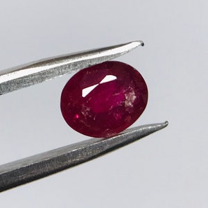 AAA Quality Natural Red Ruby Gemstone, Untreated Ruby Gemstone, Certified Ruby For Jewelry Making, 0.90 Carats - 6x5x3mm